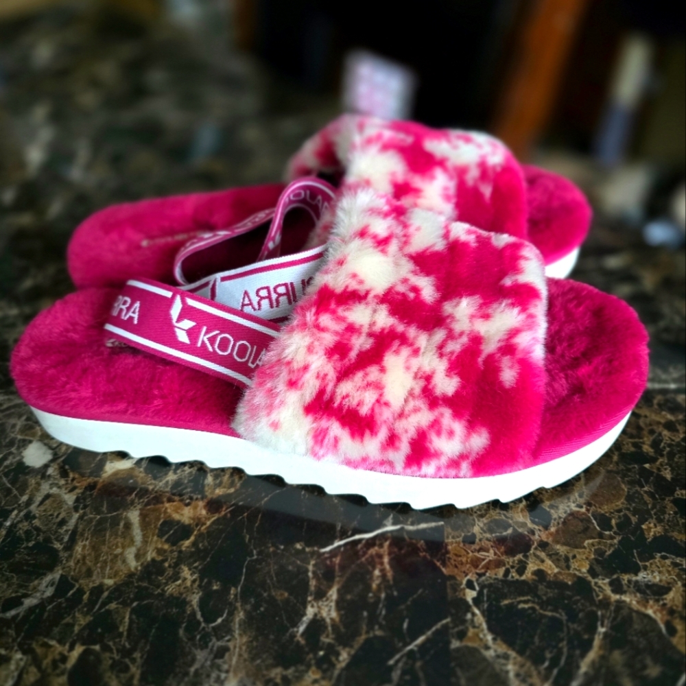 Koolaburra by Ugg Fuzz'n Slide